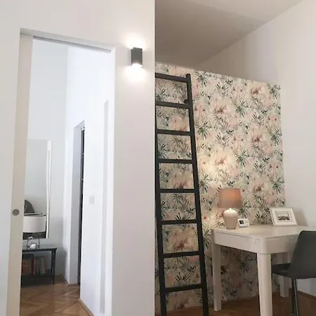 Apartment Castlehill1011- Free Parking And Ac In The Inner City Budapest