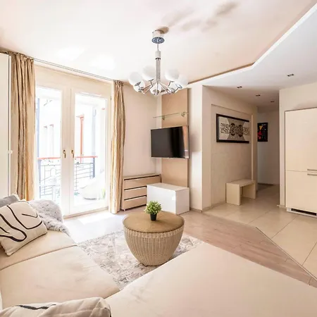 Daire Exclusive With Balcony By Prestige Homes *