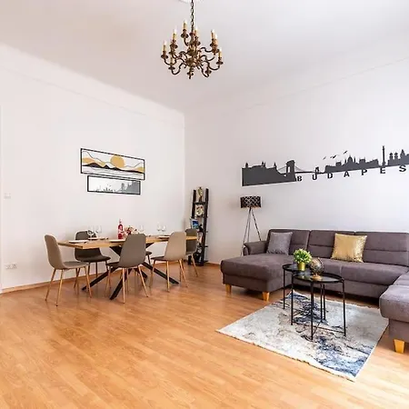 Apartment Maximilian Budapest