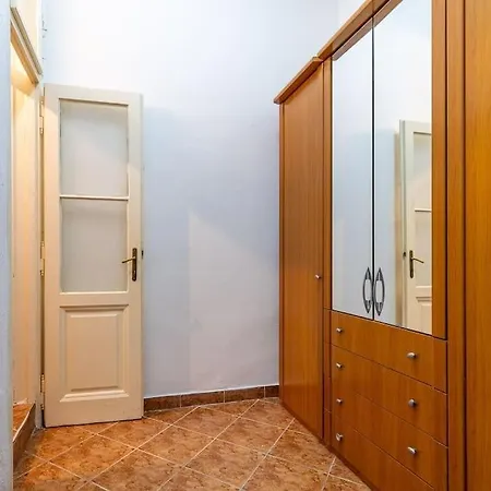 Apartment Maximilian *