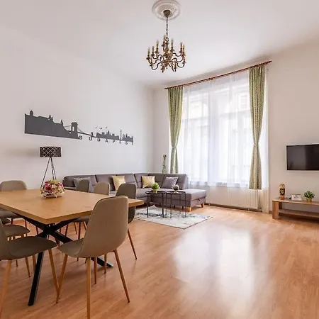 Apartment Maximilian Budapest