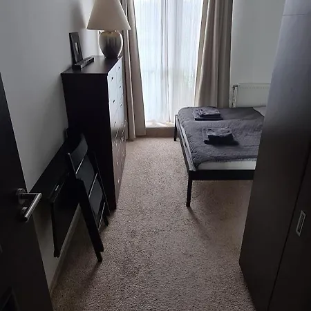 Apartment Sunlight Free Parking