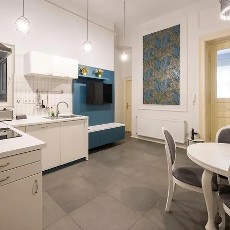 Apartment Majestic On The Joseph Boulevard Budapest