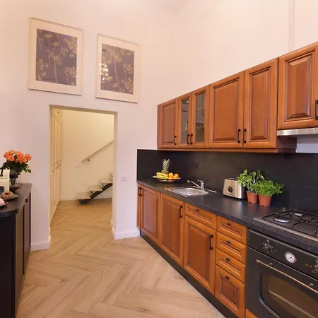 Orangehomes Urban Elegance Budapest