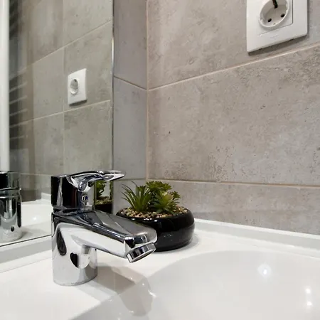 Apartamento Standard By Hi5- Csengery Street Budapest
