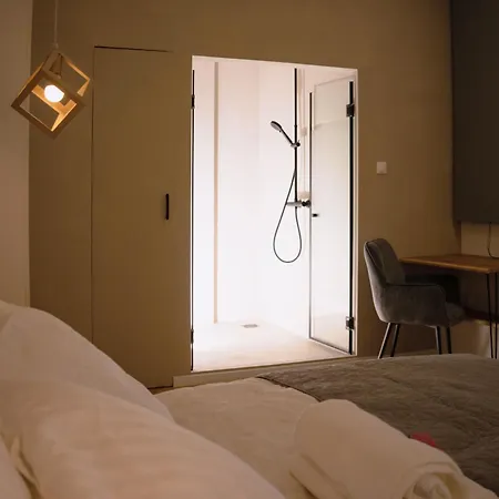 Pedestrian Apartment, The Location Apartment *