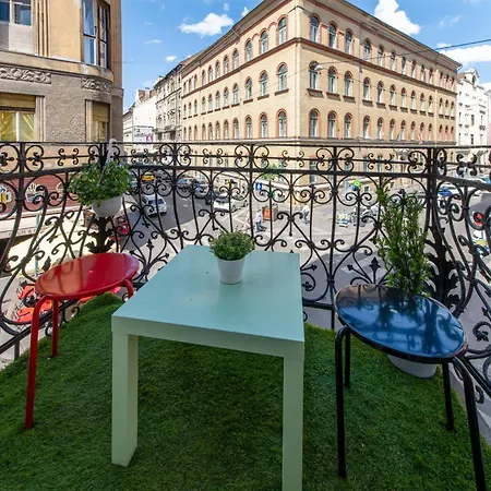 Apartment A+