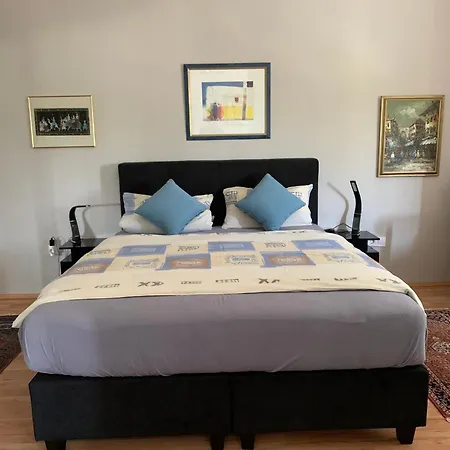 Apartment Budapest, Graf Teleki Laszlo Budapest