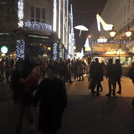 Fashion Street Luxury Budapesta