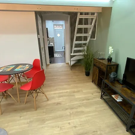 Center Apartment