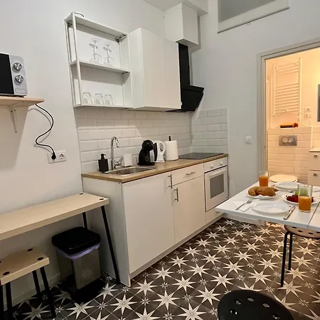 West Station Gallery - Free Parking, Cozy Home, Perfect For Families * Budapest