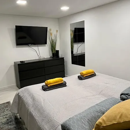 West Station Gallery - Free Parking, Cozy Home, Perfect For Families Apartamento