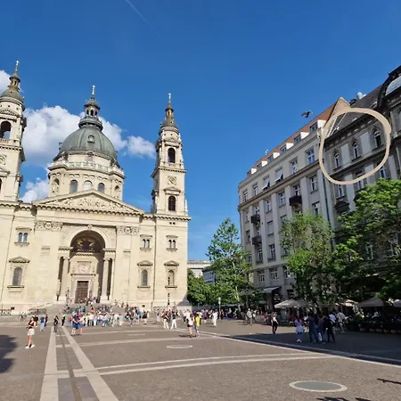 Basilica View I *