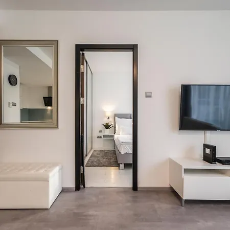 Apartment Swu Opera