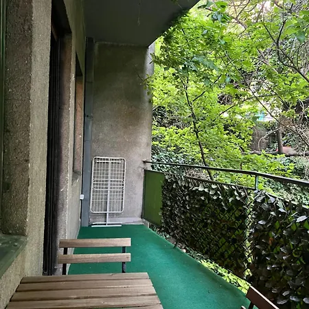 Apartment Newberry With Balcony