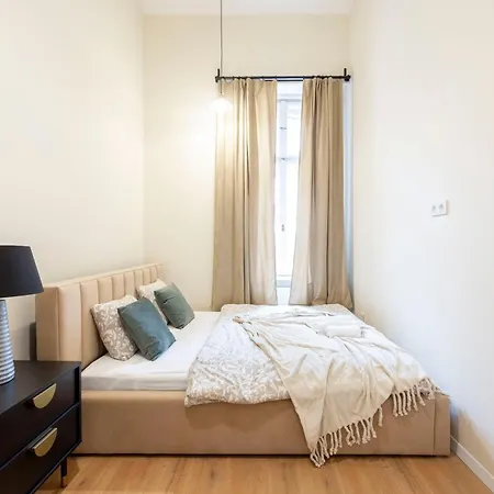 Cozy Boulevard In The Heart Of Apartment