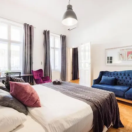 Wellness Duplex Penthouse Sauna & Jacuzzi-heart Of Budapest