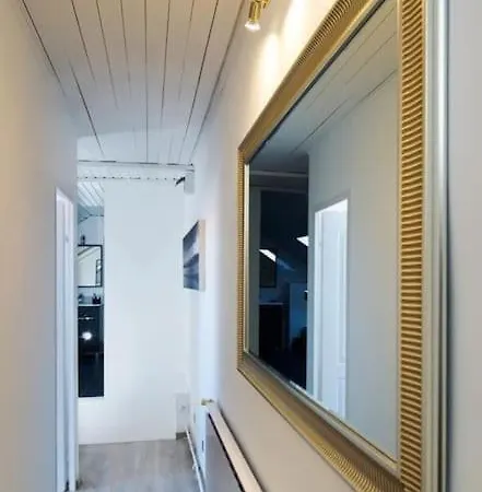 Wellness Duplex Penthouse Sauna & Jacuzzi-heart Of Апартаменты