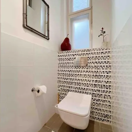 Apartment Wellness Duplex Penthouse Sauna & Jacuzzi-heart Of *