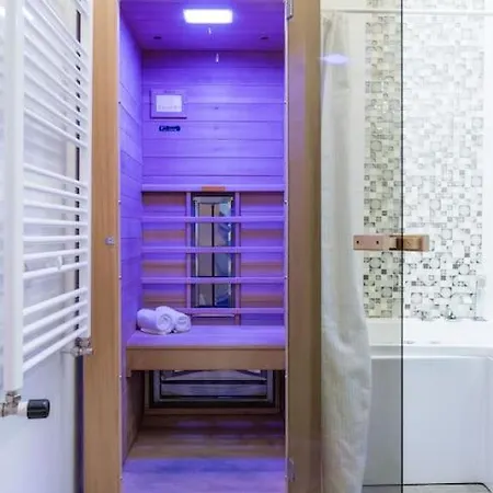 Wellness Duplex Penthouse Sauna & Jacuzzi-heart Of Apartment *