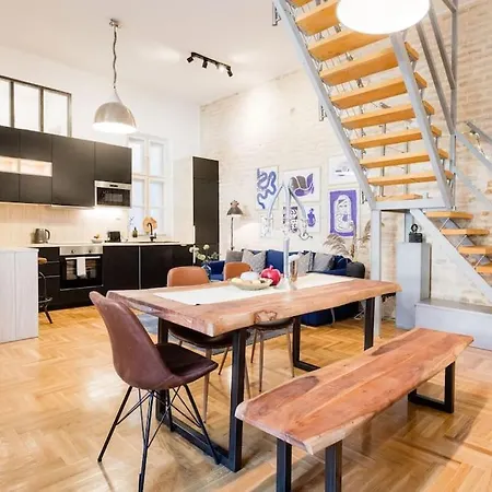 Wellness Duplex Penthouse Sauna & Jacuzzi-heart Of Apartment