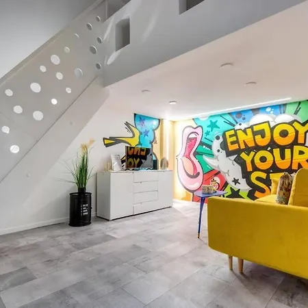 Pop Art Haven Bp Apartment