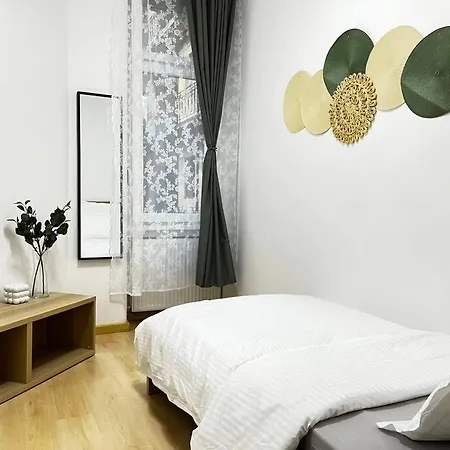 A Gem In The Heart Of Apartment Budapest