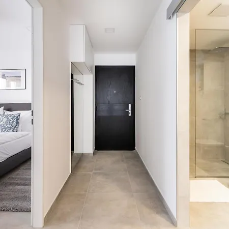 Apartment Swu Opera *