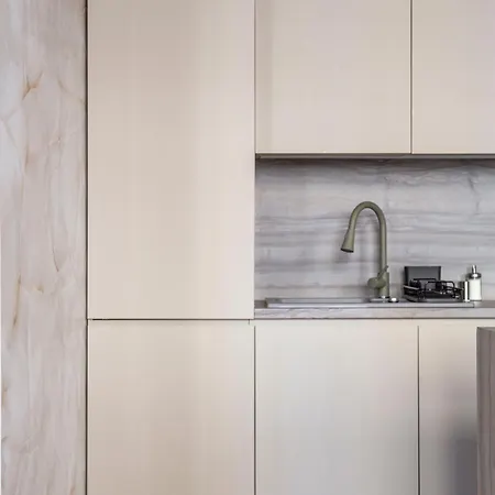 Luxurious & Spacious In The Kertesz Street Apartment