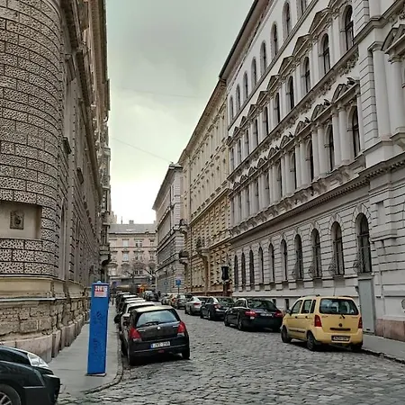 Filinhome Oktogon Budapest