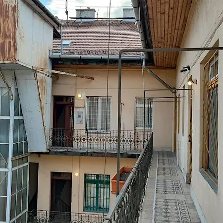 Filinhome Oktogon * Budapest