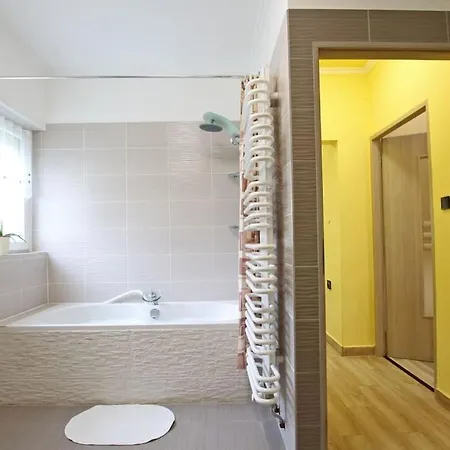 Outdoor Adventure Smart Riverside Pet Friendly * Budapest