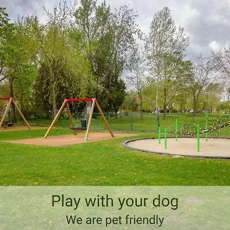 Outdoor Adventure Smart Riverside Pet Friendly Apartman *