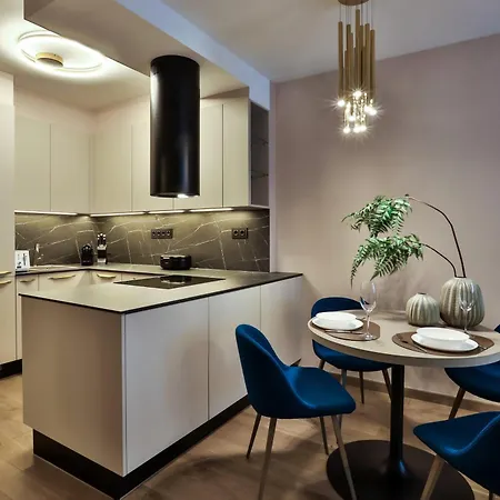 Sun Hill Luxury