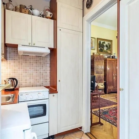 Apartment Lovely