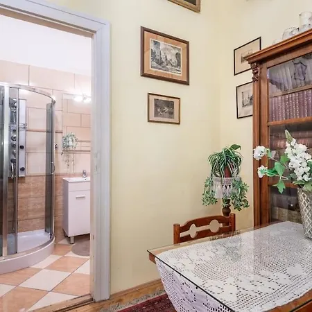 Lovely Apartment *