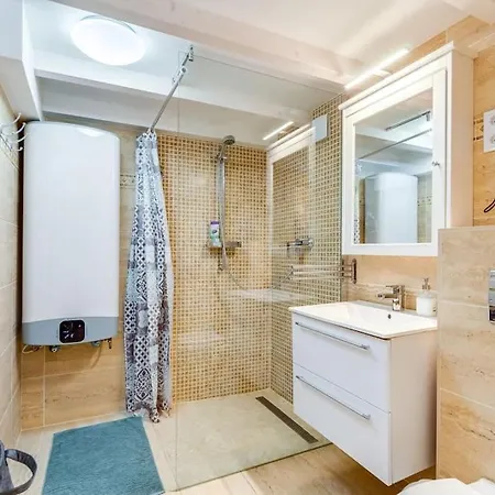 Amazing Kazinczy Flat No. 1 * Budapest