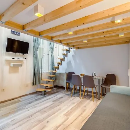 Apartment Amazing Kazinczy Flat No. 1 Budapest