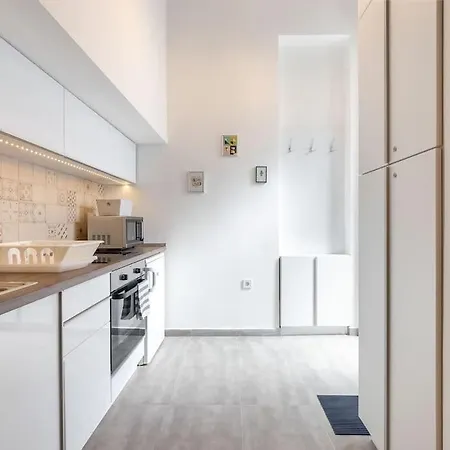 Amazing Kazinczy Flat No. 1 Budapest
