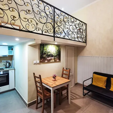 Apartment Ditroi