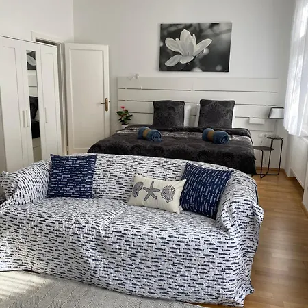Superb With Ac 40 Sqm Terrace In The Greens Of Buda Centre Apartment *