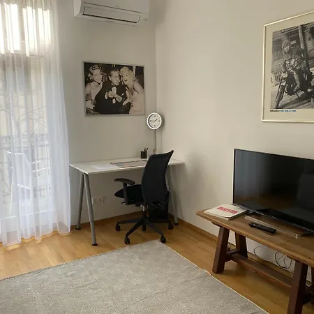 Apartment Superb With Ac 40 Sqm Terrace In The Greens Of Buda Centre Budapest