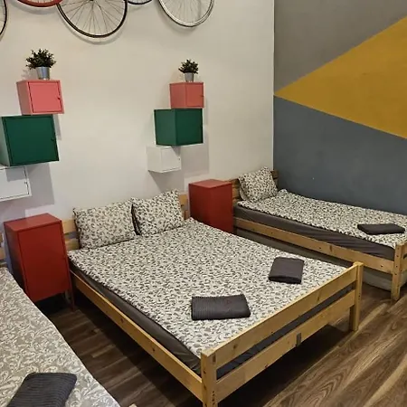 Cheerful And Cozy 2 Bedrooms 2 Bathrooms With Location Budapest