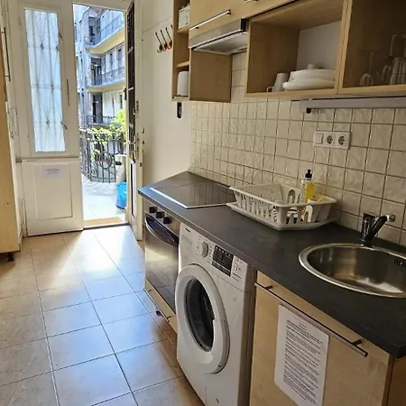 Apartment Cheerful And Cozy 2 Bedrooms 2 Bathrooms With Location