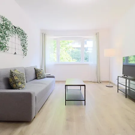 Spring House With Free Private Parking * Budapest