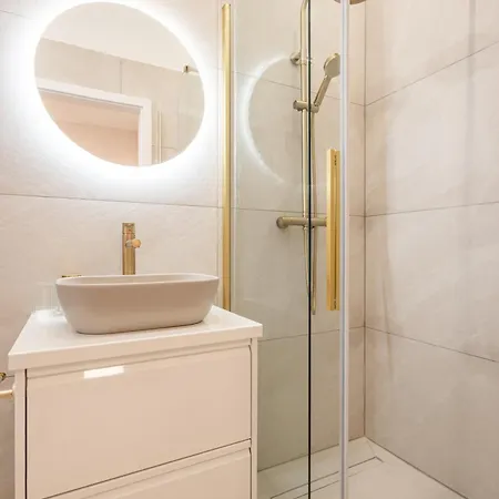 A13 Apartment