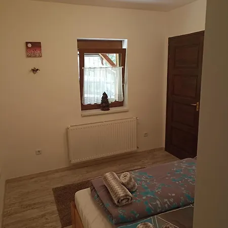 Orsegi Kucko Budapest