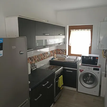Orsegi Kucko * Budapest