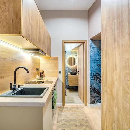 Apartment Modern Oasis In Roekk Street By Newave