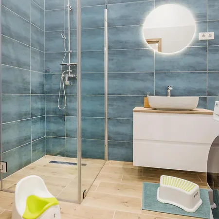 Apartment Spacious With 2 Bedrooms In Buda 2a